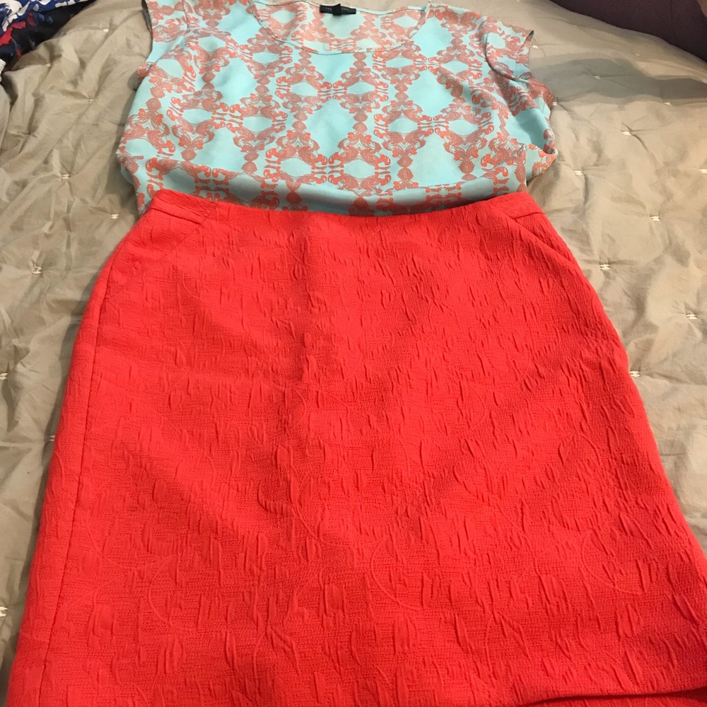 The Limited coral colored pencil skirt.